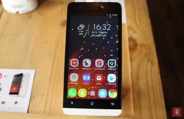 Hands On Ninetology U9Z1T 11