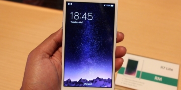 OPPO R7 Lite Hands On 03