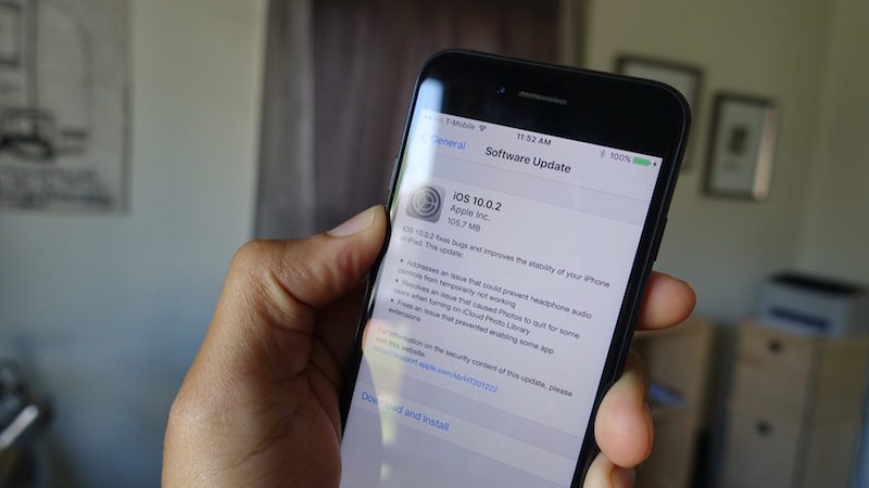 Apple iOS 10.0.2 Update