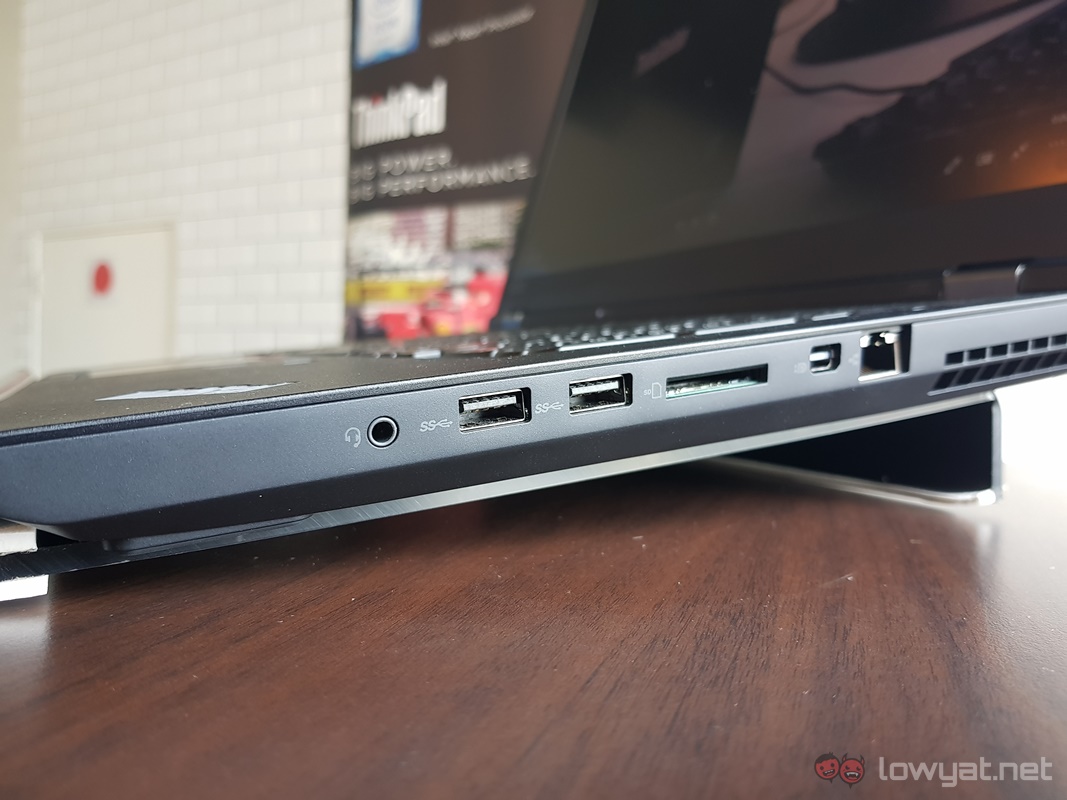 lenovo thinkpad p72 ports right