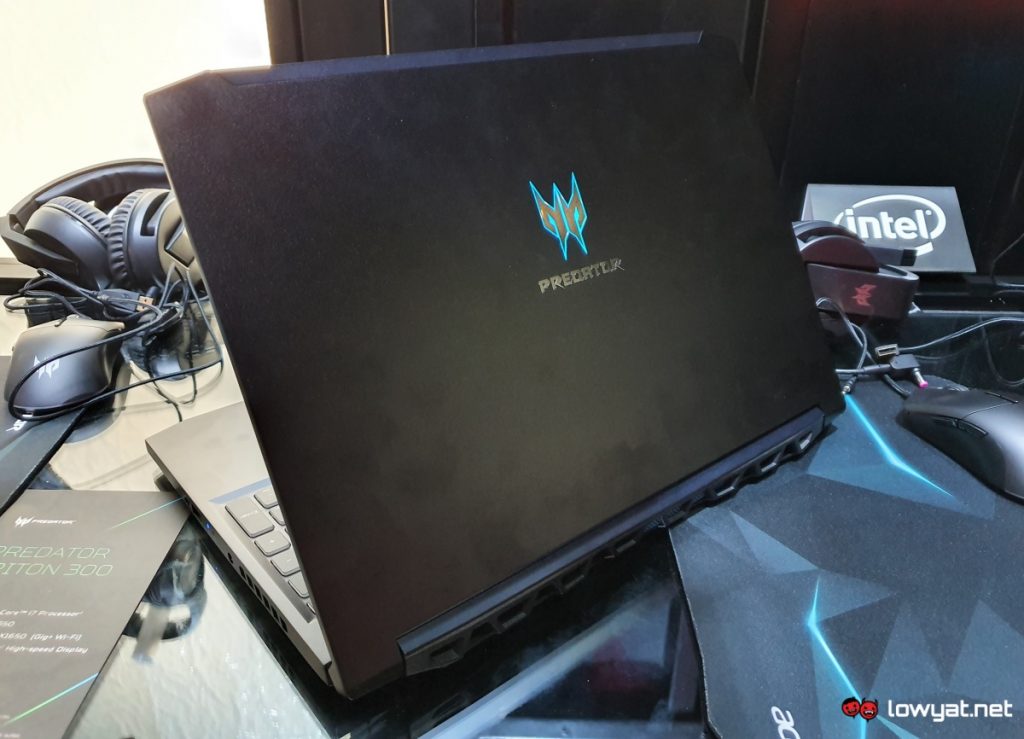 acer predator triton 300 04