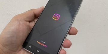 Instagram Meta Facebook WhatsApp ads ad