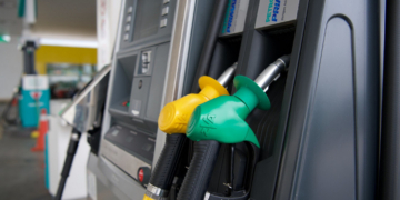 ron95 fuel station petrol pump subsidy subsidies